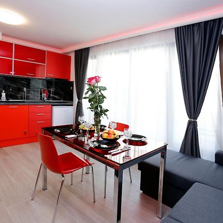 בורגאס Deluxe 2 Studios City Center מראה חיצוני תמונה