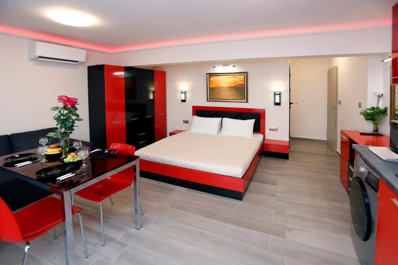 בורגאס Deluxe 2 Studios City Center מראה חיצוני תמונה