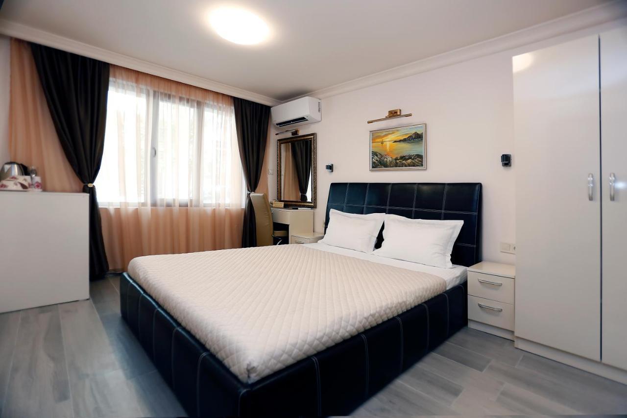 בורגאס Deluxe 2 Studios City Center מראה חיצוני תמונה