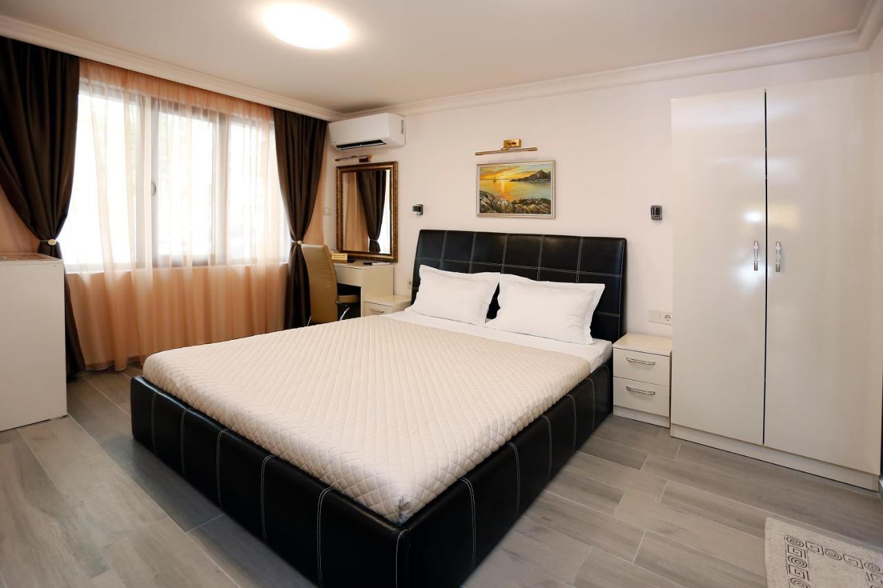 בורגאס Deluxe 2 Studios City Center מראה חיצוני תמונה