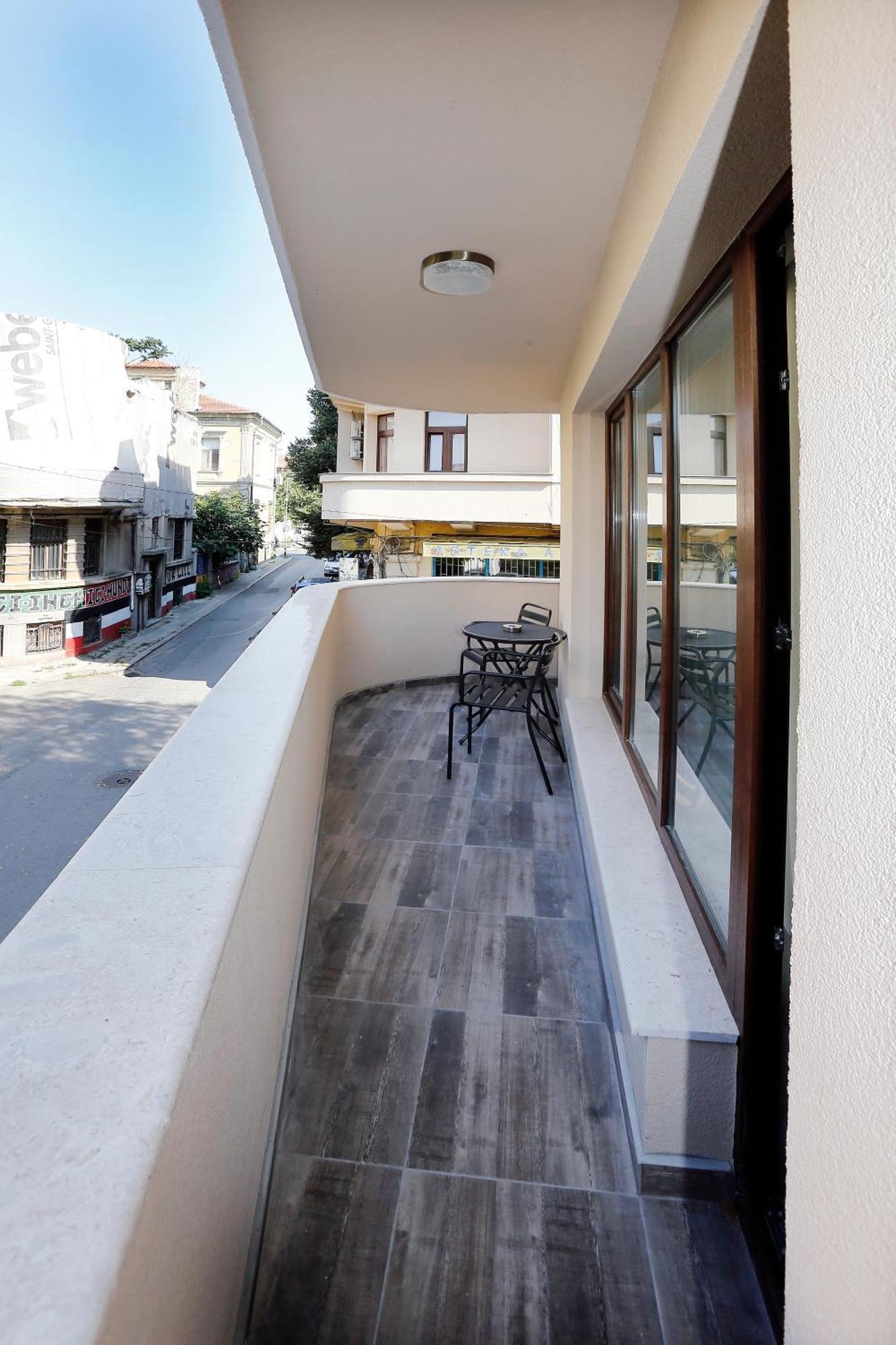 בורגאס Deluxe 2 Studios City Center חדר תמונה